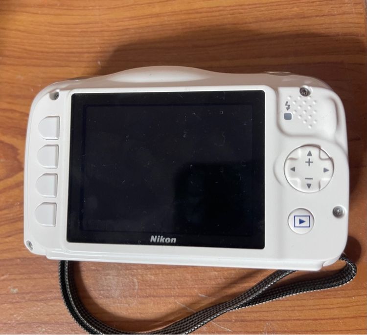 Nikon COOLPIX W100 กันน้ำ รูปที่ 2