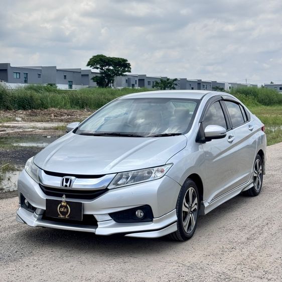 รถ Honda City 1.5 Sv i-VTEC สี เงิน