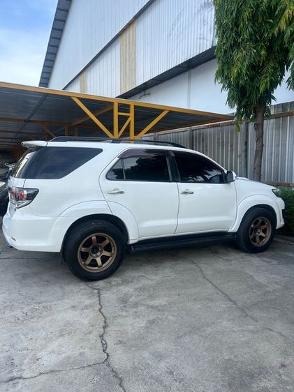 Toyota Fortuner 2015 2.5 V Utility-car ดีเซล ไม่ติดแก๊ส เกียร์อัตโนมัติ ขาว รูปที่ 4