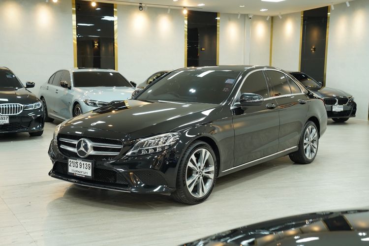 Mercedes-Benz C-Class 2022 C220 Sedan ดีเซล เกียร์อัตโนมัติ ดำ รูปที่ 3