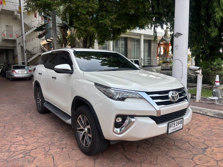Toyota Fortuner 2019 2.4 G Utility-car ดีเซล ไม่ติดแก๊ส เกียร์อัตโนมัติ ขาว