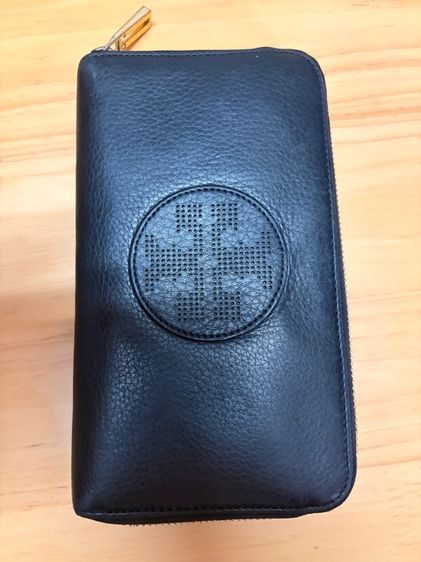 หญิง ดำ หนังแท้ อื่นๆ กระเป๋าสตางค์กใบยาว Tory Burch ของแท้ มือสอง สภาพดี 