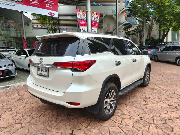 Toyota Fortuner 2015 2.4 V Utility-car ดีเซล ไม่ติดแก๊ส เกียร์อัตโนมัติ ขาว รูปที่ 3