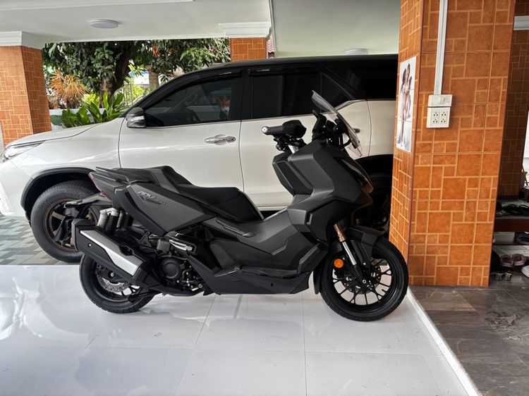 Honda 2022 adv350