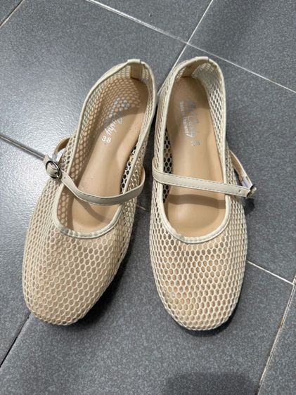 พร้อมส่ง🫧รองเท้าตาข่าย เบอร์ 38