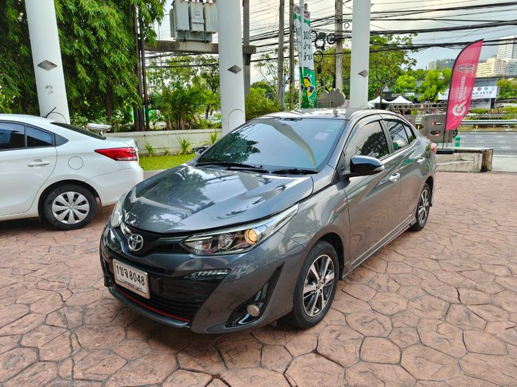 Toyota Yaris ATIV 2020 1.2 High Sedan เบนซิน ไม่ติดแก๊ส เกียร์อัตโนมัติ เทา รูปที่ 3