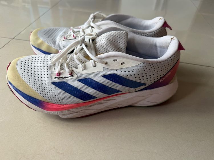 รองเท้าวิ่ง Adizero SL รูปที่ 4