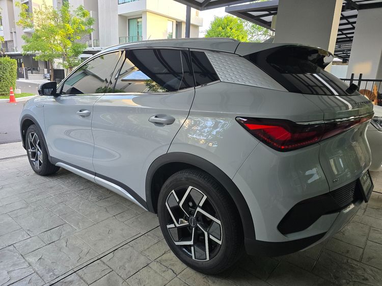 BYD Atto 3 2023 Extended Range Utility-car ไฟฟ้า ไม่ติดแก๊ส เกียร์อัตโนมัติ บรอนซ์เงิน รูปที่ 3