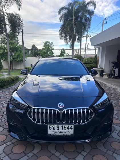 รถ BMW Series 2 220i สี ดำ
