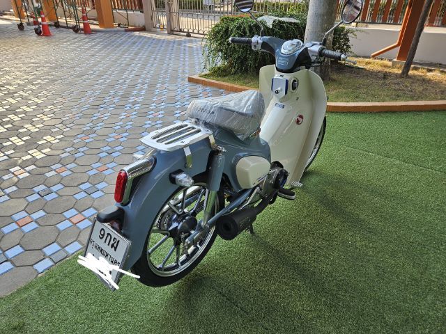 ขาย Honda C125 Limited สีเทาขาว ปี2561 เลขไมล์190   จอดเก็บ ชุดแต่ง Moriwaki Limited
ท่อ Megaphone Black  รูปที่ 13