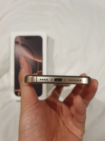 iPhone 16 Pro Max 512GB สีทะเลทราย ศูนย์ไทย รูปที่ 9