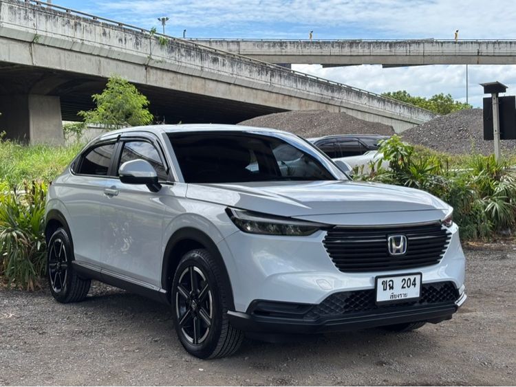 Honda HR-V 2023 1.5 e:HEV E Utility-car ปลั๊กอินไฮบริด (PHEV) ไม่ติดแก๊ส เกียร์อัตโนมัติ ขาว รูปที่ 2