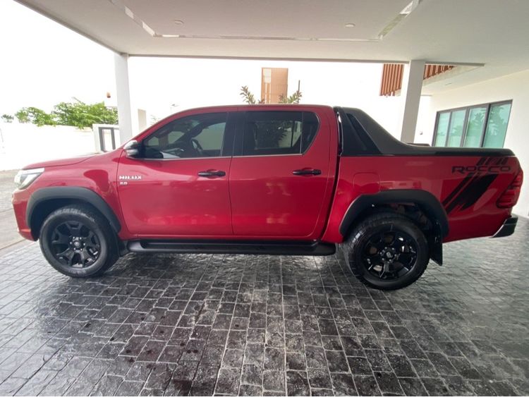 Toyota Hilux Revo 2020 2.8 G Rocco 4WD Pickup ดีเซล เกียร์อัตโนมัติ แดง รูปที่ 2