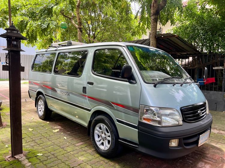 รถ Toyota Hiace 3.0 GL สี เขียว