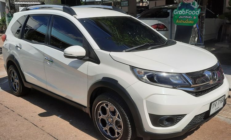 Honda BR-V 2018 1.5 V Utility-car เบนซิน ไม่ติดแก๊ส เกียร์อัตโนมัติ ขาว
