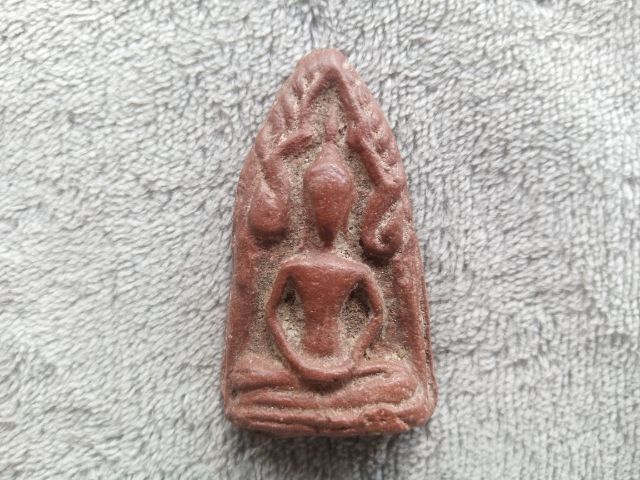 ขุนแผนทรงพลใหญ่ เนื้อว่านสบู่เลือด (หลวงพ่อกวย ชุตินธโร)