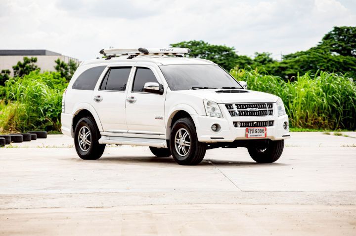 Isuzu MU-7 2011 3.0 Primo Utility-car ดีเซล ไม่ติดแก๊ส เกียร์อัตโนมัติ ขาว
