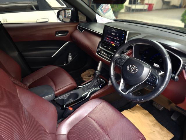 Toyota Corolla Cross 2020 1.8 Hybrid Premium Safety Utility-car ไฮบริด เกียร์อัตโนมัติ ดำ รูปที่ 2
