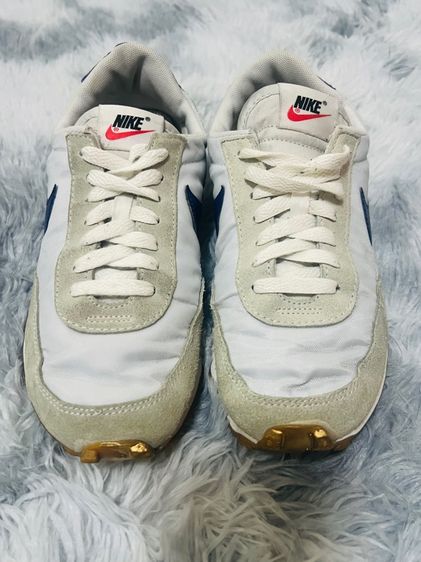ขาว UK 5.5 | EU 38 2/3 | US 6 รองเท้าผ้าใบ Nike แท้💯