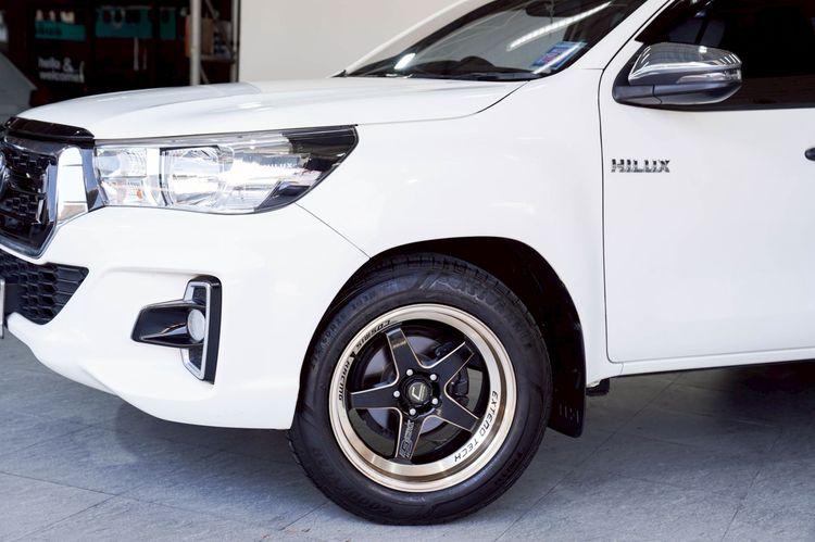 Toyota Hilux Revo 2020 2.4 J Plus Pickup ดีเซล เกียร์อัตโนมัติ ขาว รูปที่ 4
