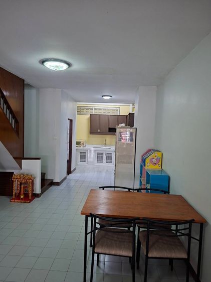 มีบางส่วน ขาย บ้านทาวน์โฮม 2.5 ชั้น หมู่บ้านบุษราคัมริมน้ำ ซ.บรมราชชนนี 11 หลังโลตัสและเซ็นทรัลปิ่นเกล้า รูปที่ 4