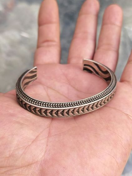 สร้อยข้อมือ กำไลเงินแท้ Serpentforge
สวยหายากมาก ราคาแบ่งปันครับ