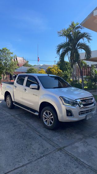 Isuzu D-MAX 2017 1.9 Hi-Lander Z Prestige Pickup ดีเซล ไม่ติดแก๊ส เกียร์ธรรมดา ขาว รูปที่ 2