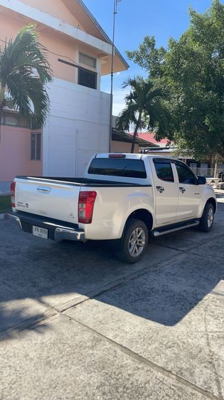 Isuzu D-MAX 2017 1.9 Hi-Lander Z Prestige Pickup ดีเซล ไม่ติดแก๊ส เกียร์ธรรมดา ขาว รูปที่ 4