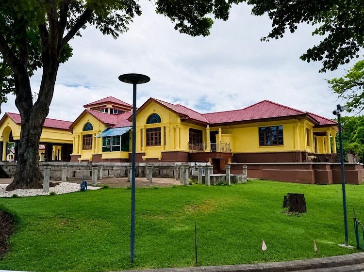 บ้านทรงไทย และ ทรงยุโรป 23 ไร่ 150 ล้าน Samut Sakhon Land with Thai-Style Houses and European Houses THB 150 Mb รูปที่ 2