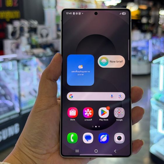 Galaxy S25 Ultra 256 GB Samsung S25 Ultra Titanium Whitesilver เครื่องศูนย์ สภาพสวยมากๆ จอ6.9นิ้ว แรม12รอม256 Snap8 Elite กล้อง200ล้าน(4ตัว)🔥🔥