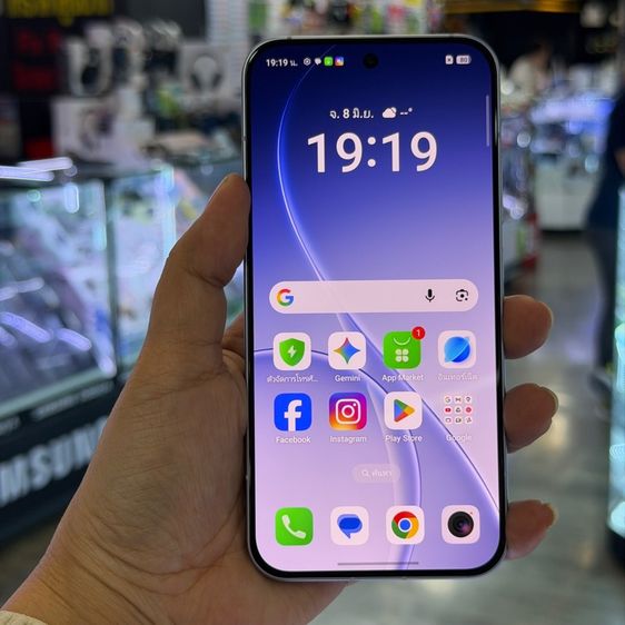 อื่นๆ 256 GB OPPO Reno15 Pro สีฟ้า(Aurora Blue) เครื่องศูนย์ สภาพสวยมากๆ จอ6.32นิ้ว แรม12รอม256 Dinensity8450 กล้อง200ล้าน(3ตัว) ประกันศูนย์ยาวๆ🔥🔥