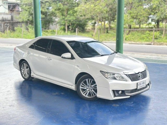 Toyota Camry 2015 2.0 G Extremo Sedan เบนซิน ไม่ติดแก๊ส เกียร์อัตโนมัติ ขาว