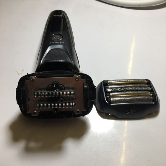 เครื่องโกนหนวดไฟฟ้า ไร้สาย ยี่ห้อ Panasonic รุ่น 5 ใบมีด สภาพใหม่ ใช้งานได้ปกติ พร้อม อแดปเตอร์ชาร์จ   รูปที่ 10
