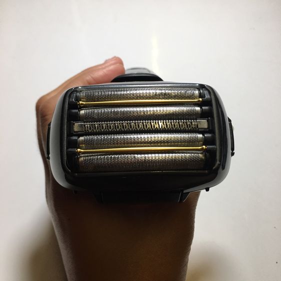 เครื่องโกนหนวดไฟฟ้า ไร้สาย ยี่ห้อ Panasonic รุ่น 5 ใบมีด สภาพใหม่ ใช้งานได้ปกติ พร้อม อแดปเตอร์ชาร์จ   รูปที่ 3