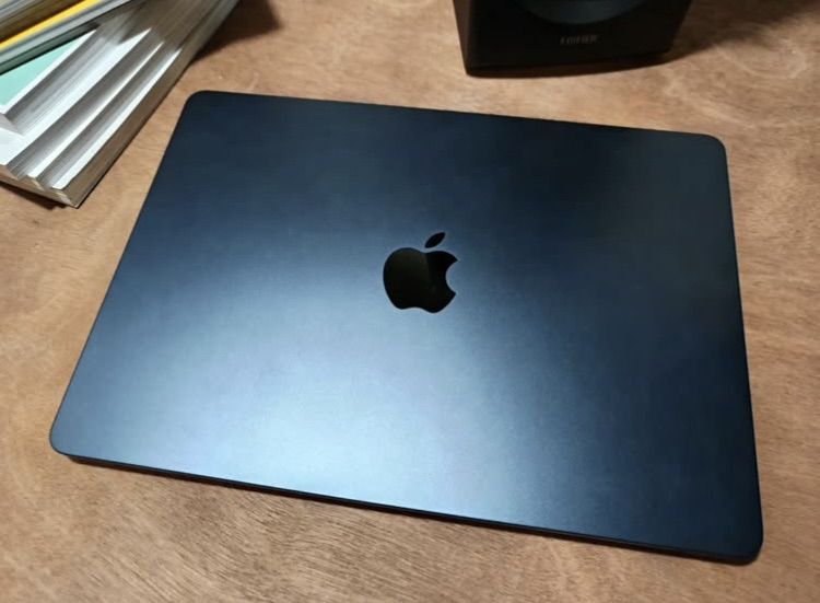 Apple ใช่ 16 กิกะไบต์ แมค โอเอส MacBook Air m2 256GB Ram16GB