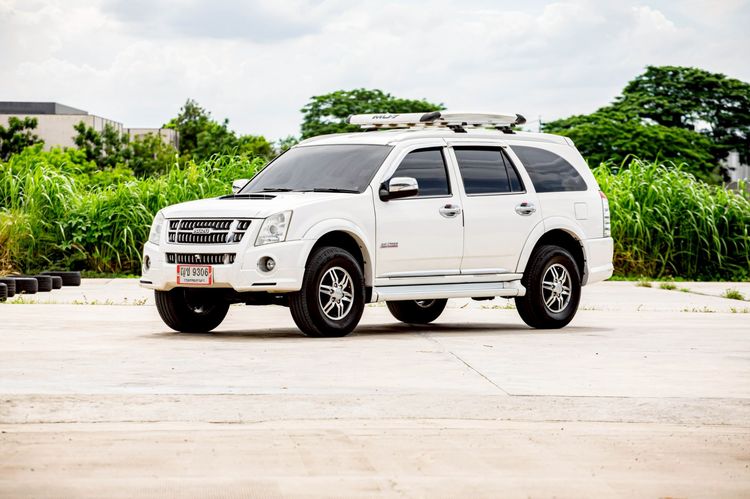 Isuzu MU-7 2019 3.0 Primo Platinum Utility-car ดีเซล ไม่ติดแก๊ส เกียร์อัตโนมัติ ขาว รูปที่ 3
