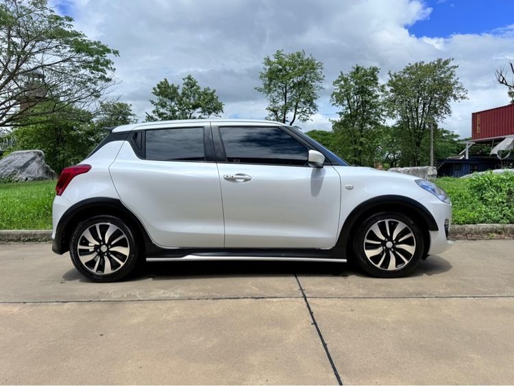 รถ Suzuki Swift 1.2 GL Plus สี ขาว