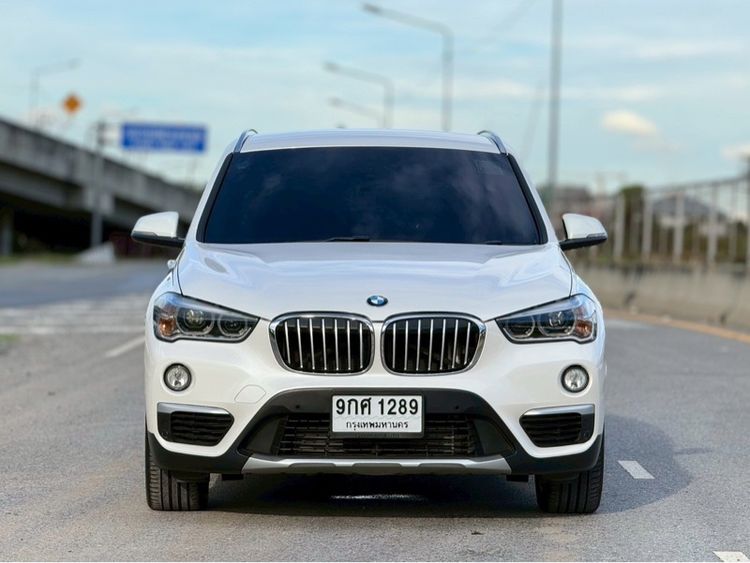 BMW X1 2018 2.0 sDrive18d xLine Utility-car ดีเซล ไม่ติดแก๊ส เกียร์อัตโนมัติ ขาว รูปที่ 2
