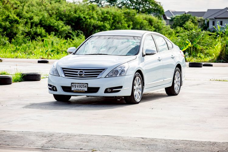 Nissan Teana 200XL สีขาวปี2010 สวยสภาพดี 6ขง9254