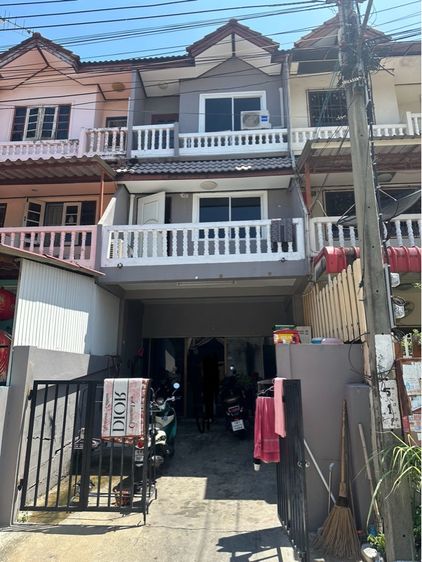 หมู่บ้านสินทวีแกรนด์วินเลจ