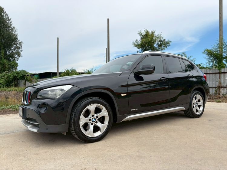 BMW X1 2011 2.0 sDrive18i Highline Utility-car เบนซิน ไม่ติดแก๊ส เกียร์อัตโนมัติ ดำ รูปที่ 3