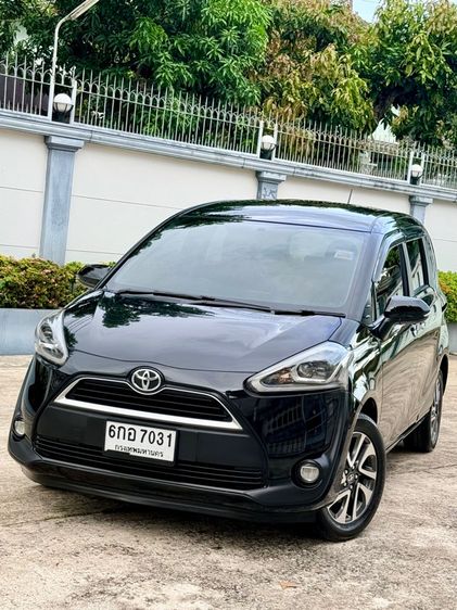 Toyota Sienta 2017 1.5 V Utility-car เบนซิน ไม่ติดแก๊ส เกียร์อัตโนมัติ ดำ รูปที่ 2