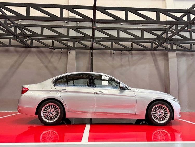 BMW Series 3 2017 320d Sedan āļāļĩāđāļāļĨ āđāļĄāđāļāļīāļāđāļāđāļŠ āđāļāļĩāļĒāļĢāđāļāļąāļāđāļāļĄāļąāļāļī āļāļĢāļāļāļāđāđāļāļīāļ āļĢāļđāļāļāļĩāđ 2
