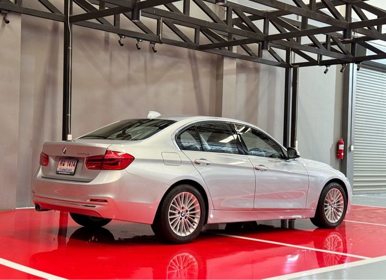 BMW Series 3 2017 320d Sedan āļāļĩāđāļāļĨ āđāļĄāđāļāļīāļāđāļāđāļŠ āđāļāļĩāļĒāļĢāđāļāļąāļāđāļāļĄāļąāļāļī āļāļĢāļāļāļāđāđāļāļīāļ āļĢāļđāļāļāļĩāđ 3