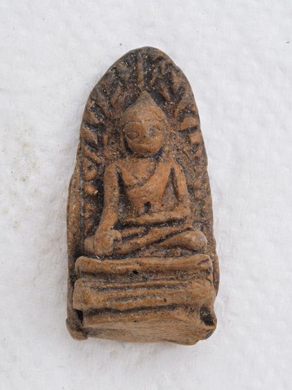 พระรอด 08056910
