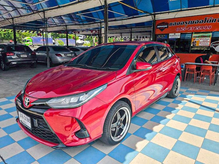 Toyota Yaris 2021 1.2 Sport Sedan เบนซิน ไม่ติดแก๊ส เกียร์อัตโนมัติ แดง