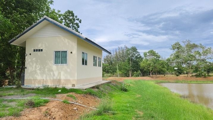 ขายบ้านพร้อมที่ดินโฉนด 5 ไร่ 2 งาน 91 ตรว อ.จอมบึง ราชบุรี
