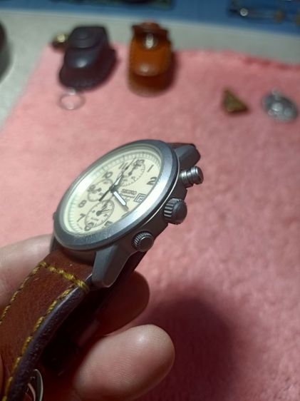 Seiko Chronograph SQ100 รูปที่ 2