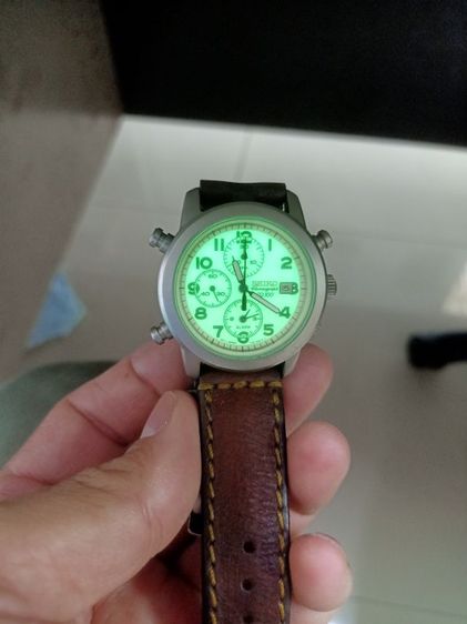 Seiko Chronograph SQ100 รูปที่ 5