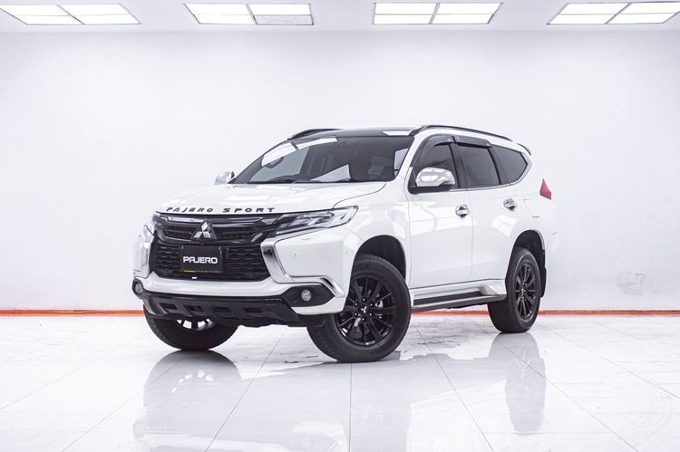 รถ Mitsubishi Pajero Sport 2.4 Elite Edition 2WD สี ขาว